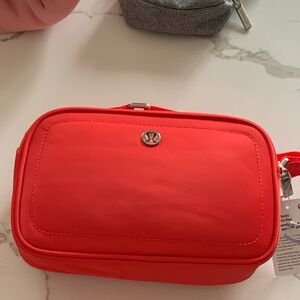 lululemon athletica Crossbody Camera Bag 2L